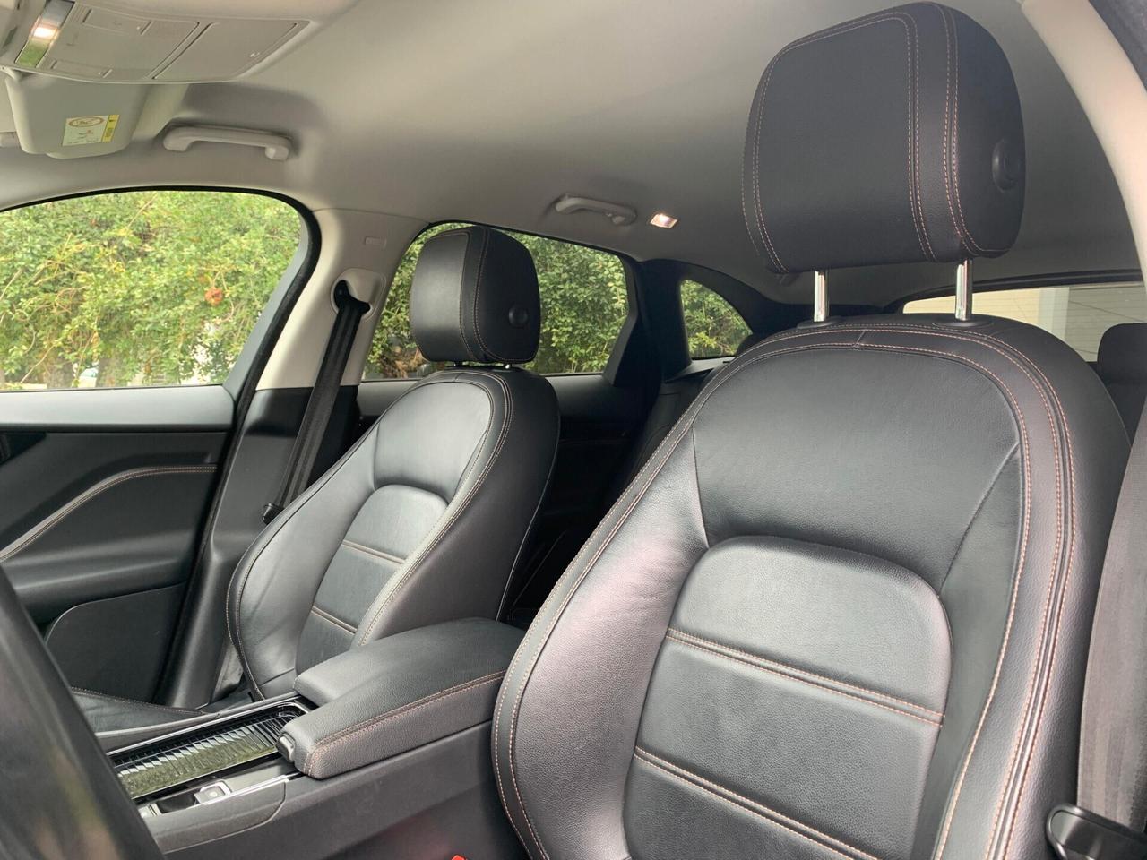 Jaguar F-Pace 2.0 D 240 CV AWD aut. Prestige
