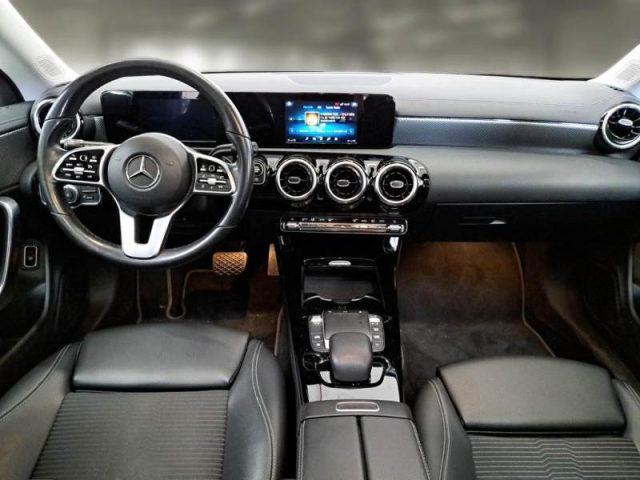 MERCEDES-BENZ CLA 200 d Automatic Shooting Brake Sport