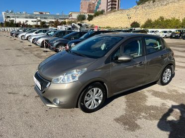 Peugeot 208 1.2 VTi 82 CV 5 porte Allure