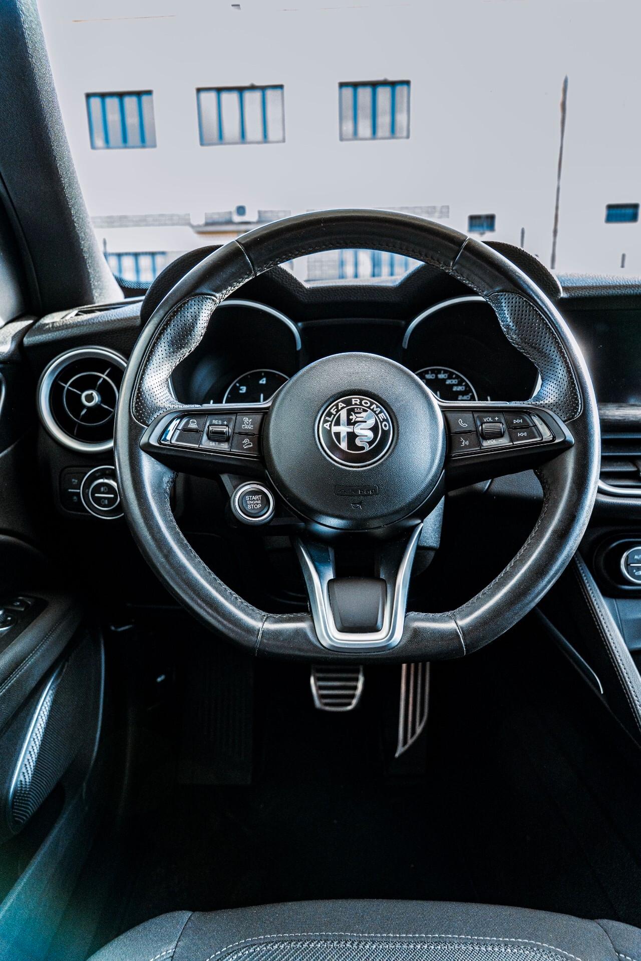 Alfa Romeo Stelvio 2.2 Turbodiesel 190 CV AT8 Q4 - solo 65000km