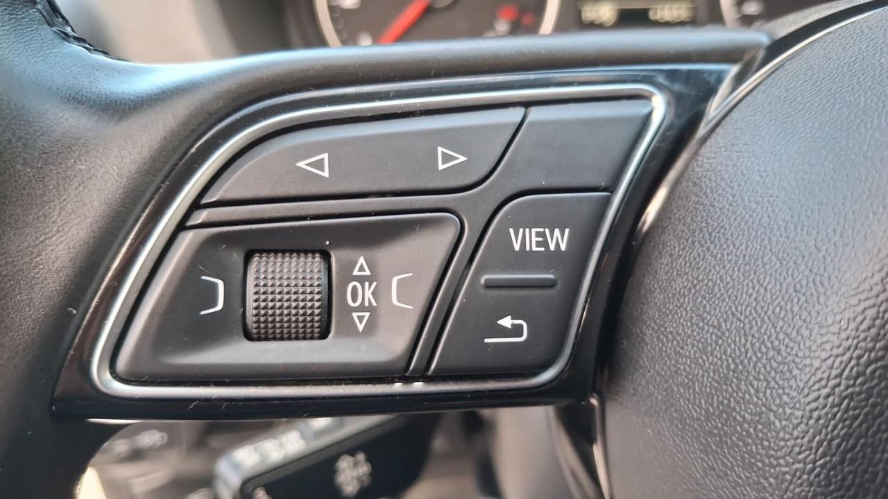 Audi Q2 35 TFSI S tronic Admired