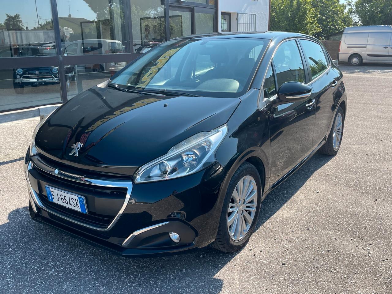 Peugeot 208 PureTech 82 5p. GPL Allure ANCHE X NEOPATENTATI