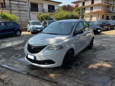 Lancia Ypsilon 1.2 69 CV 5 porte S&S Gold