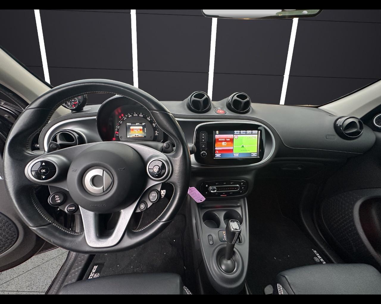 SMART forfour 2ªs. (W453) - forfour BRABUS 0.9 Turbo twinamic Xclusive