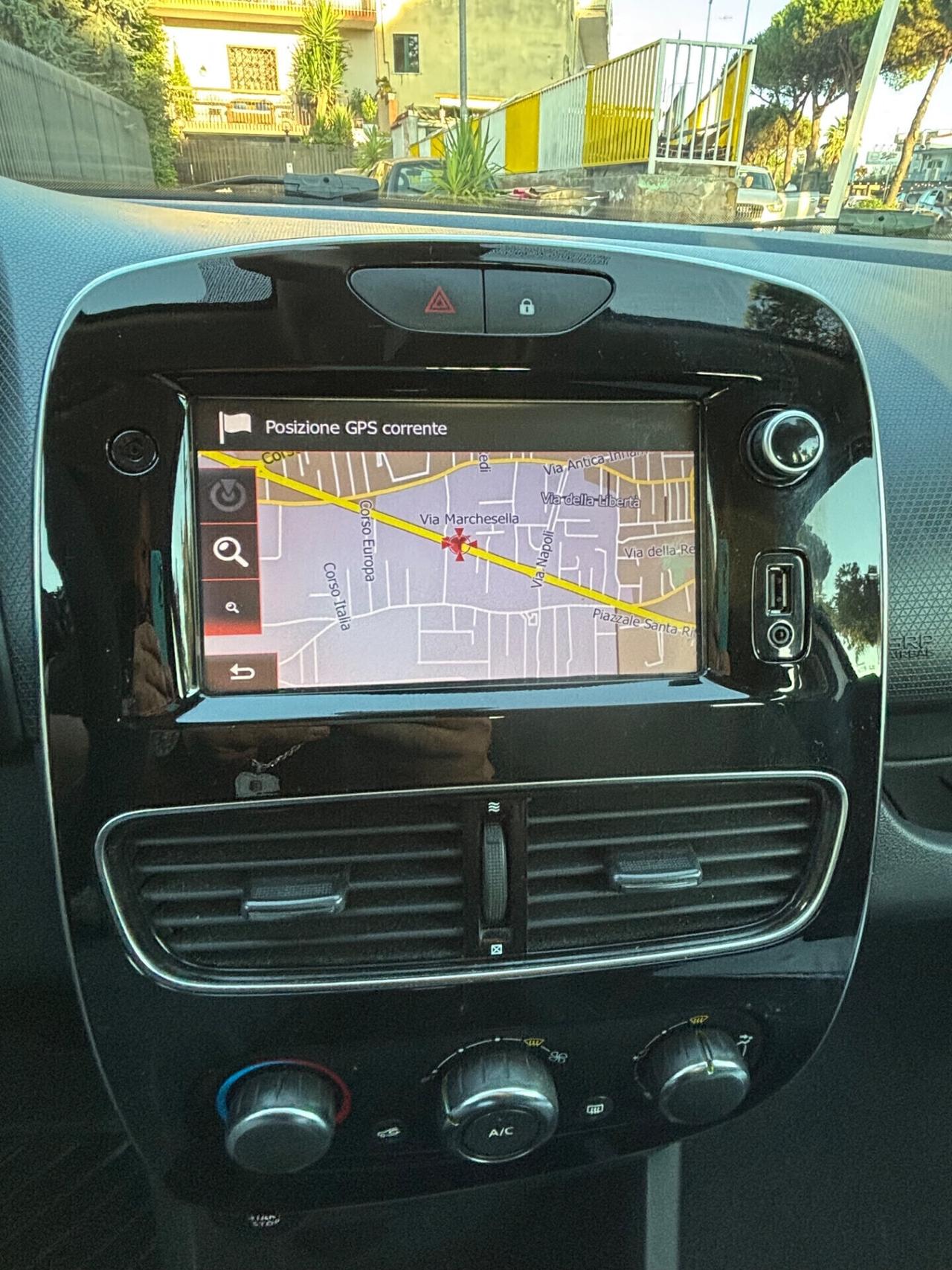 Renault Clio TCe 12V 90 CV GPL 5 porte Duel