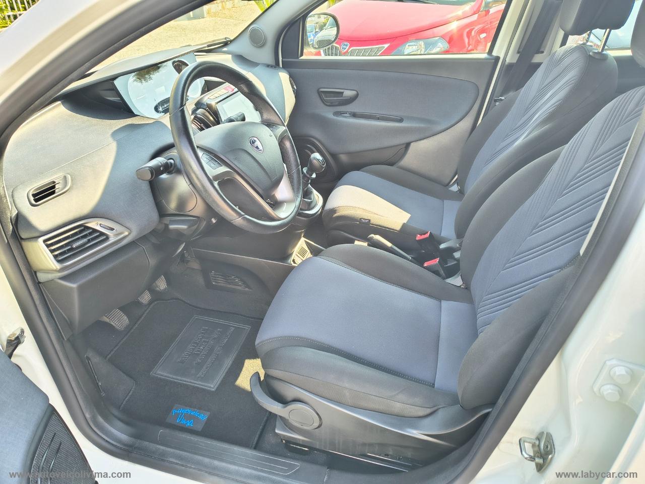 LANCIA Ypsilon 1.2 69 CV 5p. GPL Gold