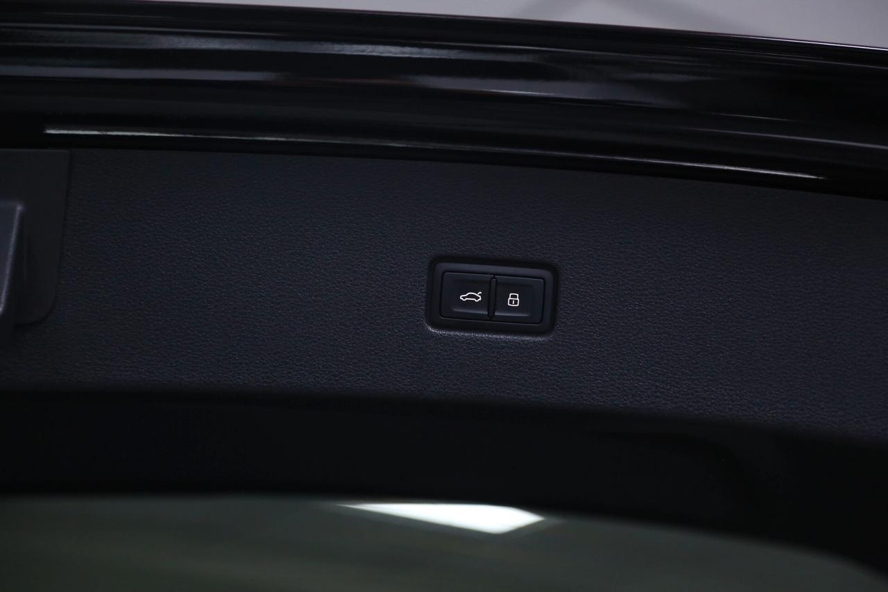 Audi Q8 50 TDI 286 cv quattro tiptronic S line edition