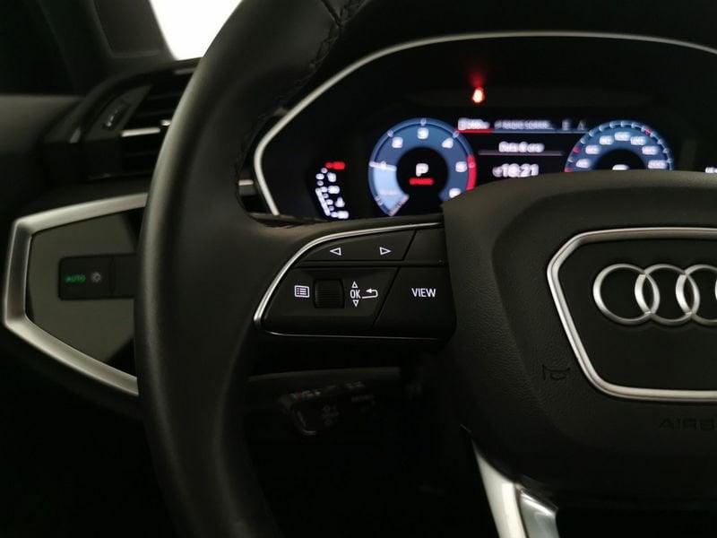 Audi Q3 Sportback 35 2.0 tdi s-tronic