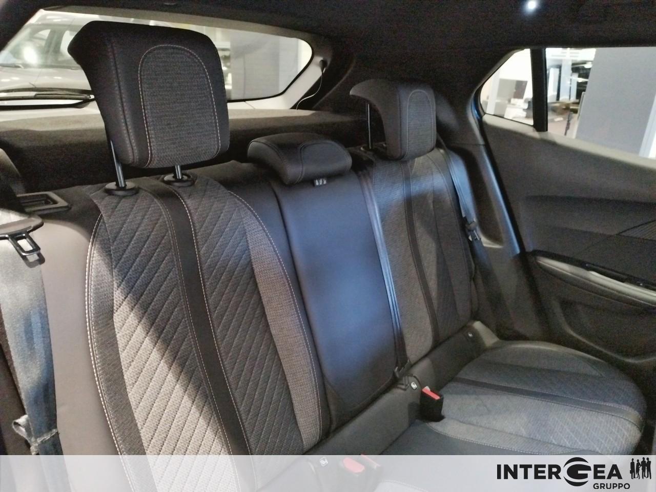 PEUGEOT 2008 1.2 puretech Allure s&s 130cv eat8