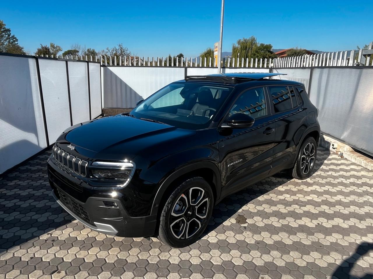 Jeep Avenger 1.2 Turbo 110 CV MHEV Summit