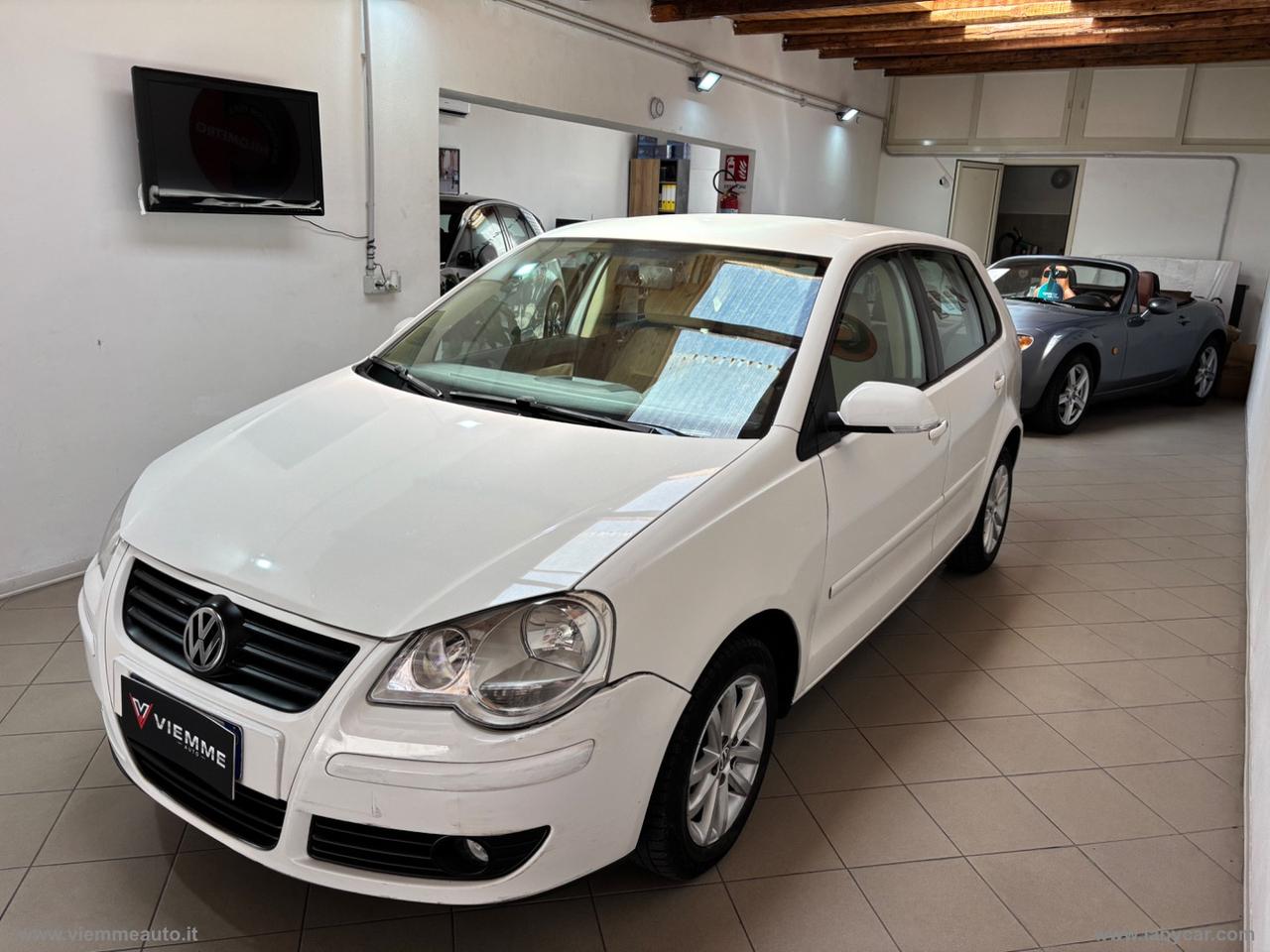 VOLKSWAGEN Polo 1.2 12V 70CV 3p. Comfortline TAGLIANDI CERTIFICATI RETE VOLKSWAGEN
