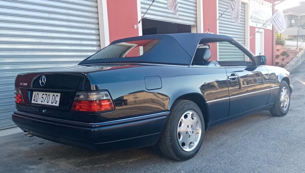 Mercedes-benz E 200 Cabriolet-1995