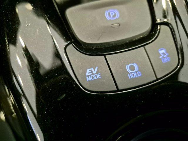 TOYOTA C-HR 1.8 HEV E-CVT Style - NEOPAT. - Cam - Cruise/Lim