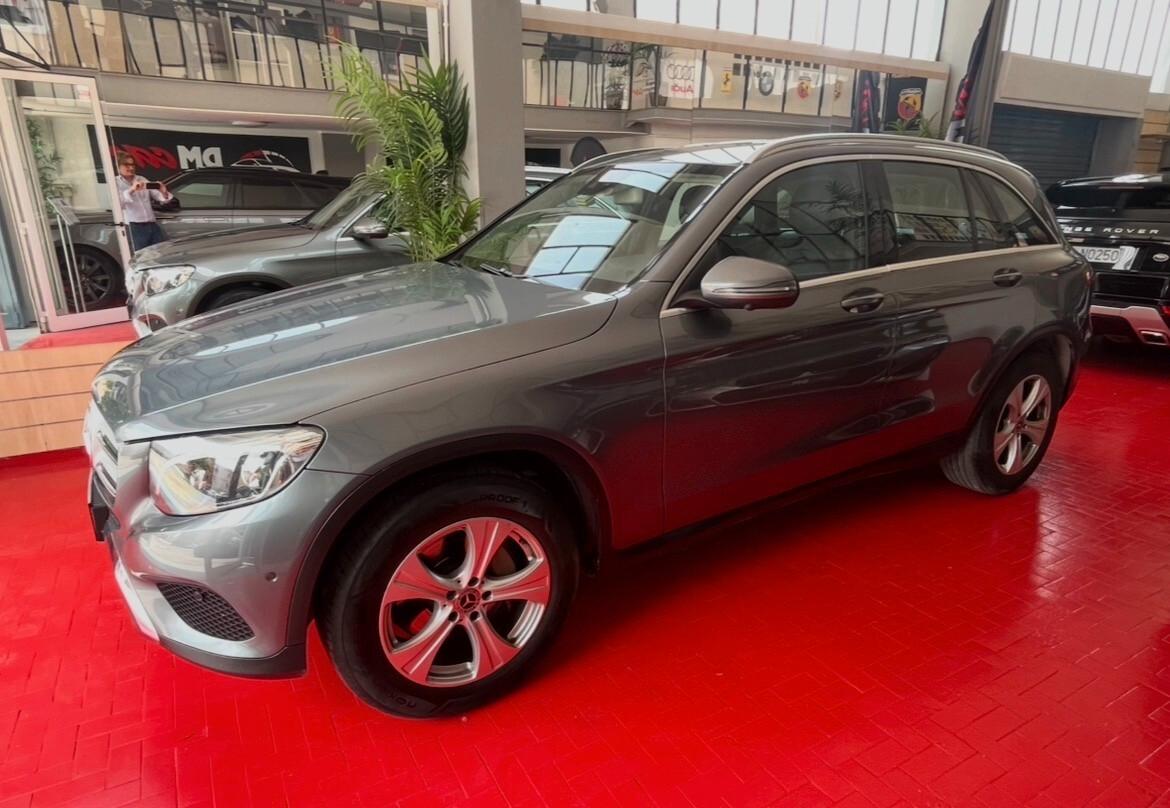 MERCEDES-BENZ GLC 250 D 4MATIC PREMINUM AUTOMATICO CERCHI 18 PELLE TOTALE TELECAMERA 360 GRADI
