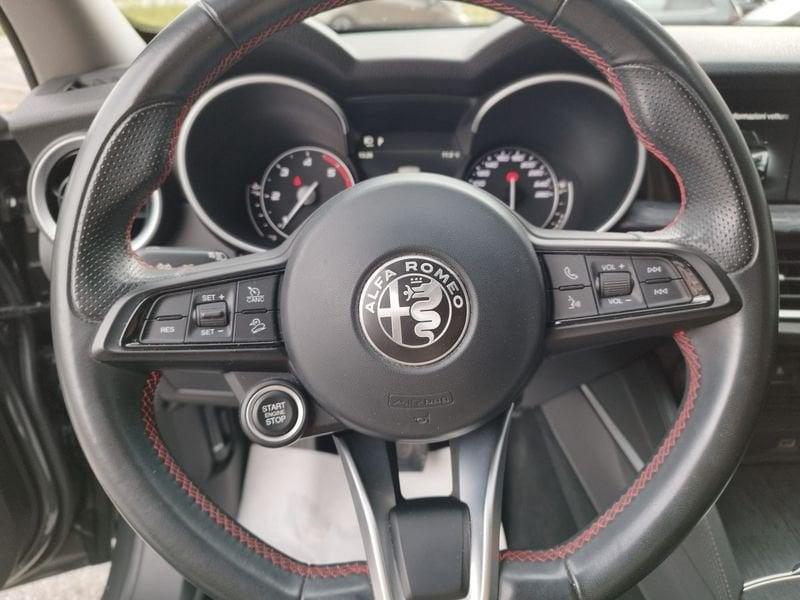 Alfa Romeo Stelvio 2.2 Turbodiesel 160 CV AT8 RWD Rosso Edizione