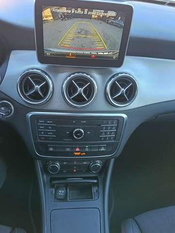 Mercedes-Benz GLA 220 d 4matic PREMIUM 177cv auto