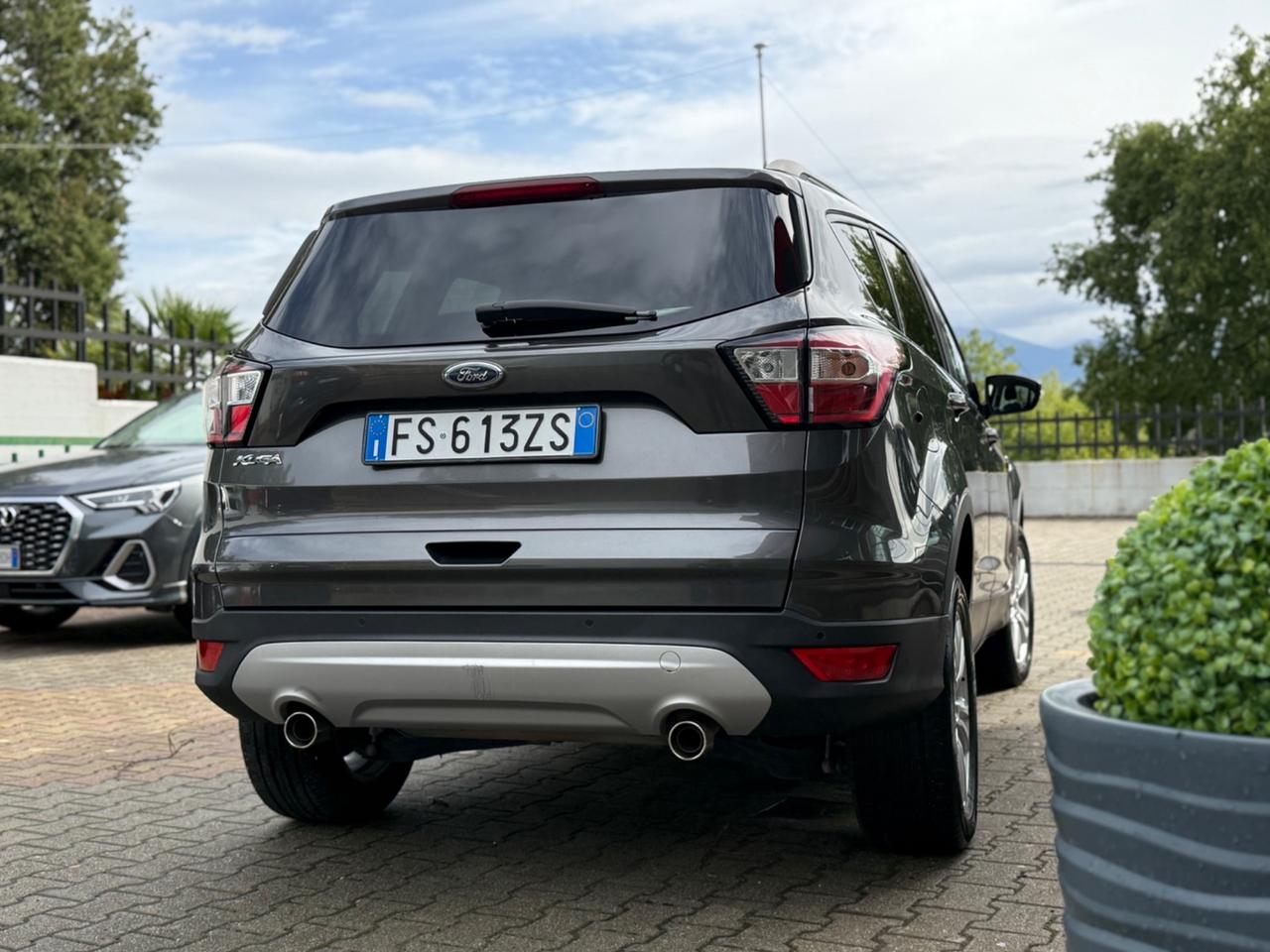 Ford Kuga 2.0 TDCI 120 CV S&S 2WD Powershift Titanium