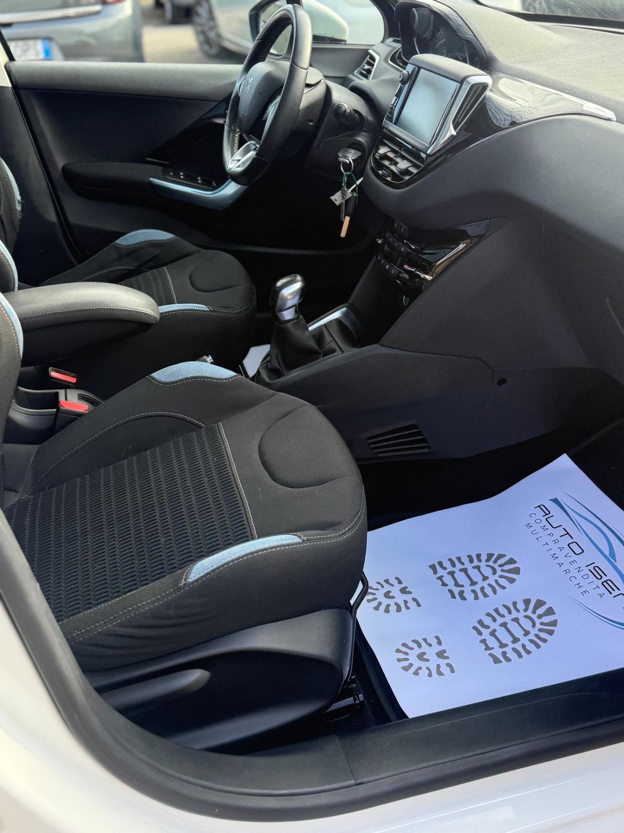 Peugeot 208 1.2 VTi NEOPATENTATI OK SOLO 130.000 KM