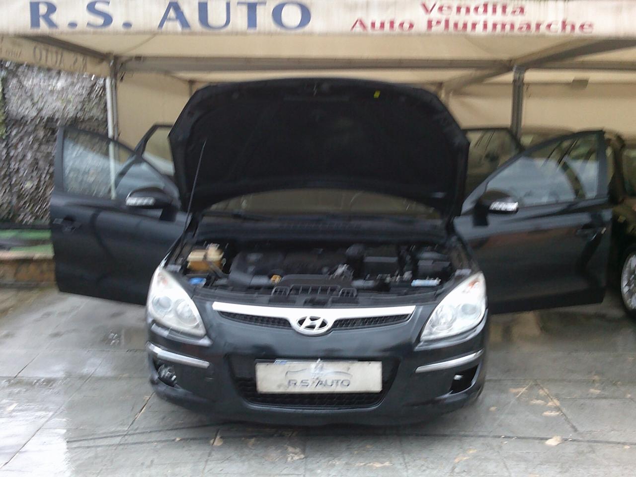 Hyundai i30 SW 1.6 CRDi 115CV FULL09