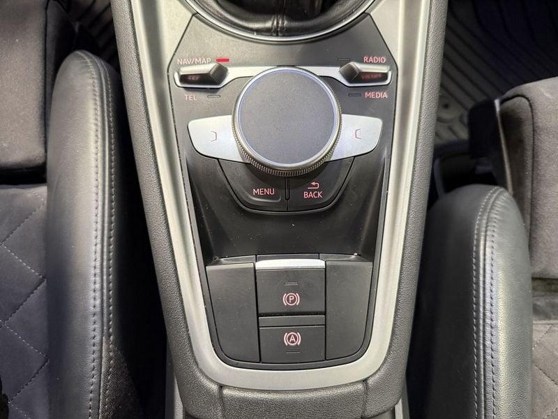 Audi TT Coupé 1.8 TFSI S line