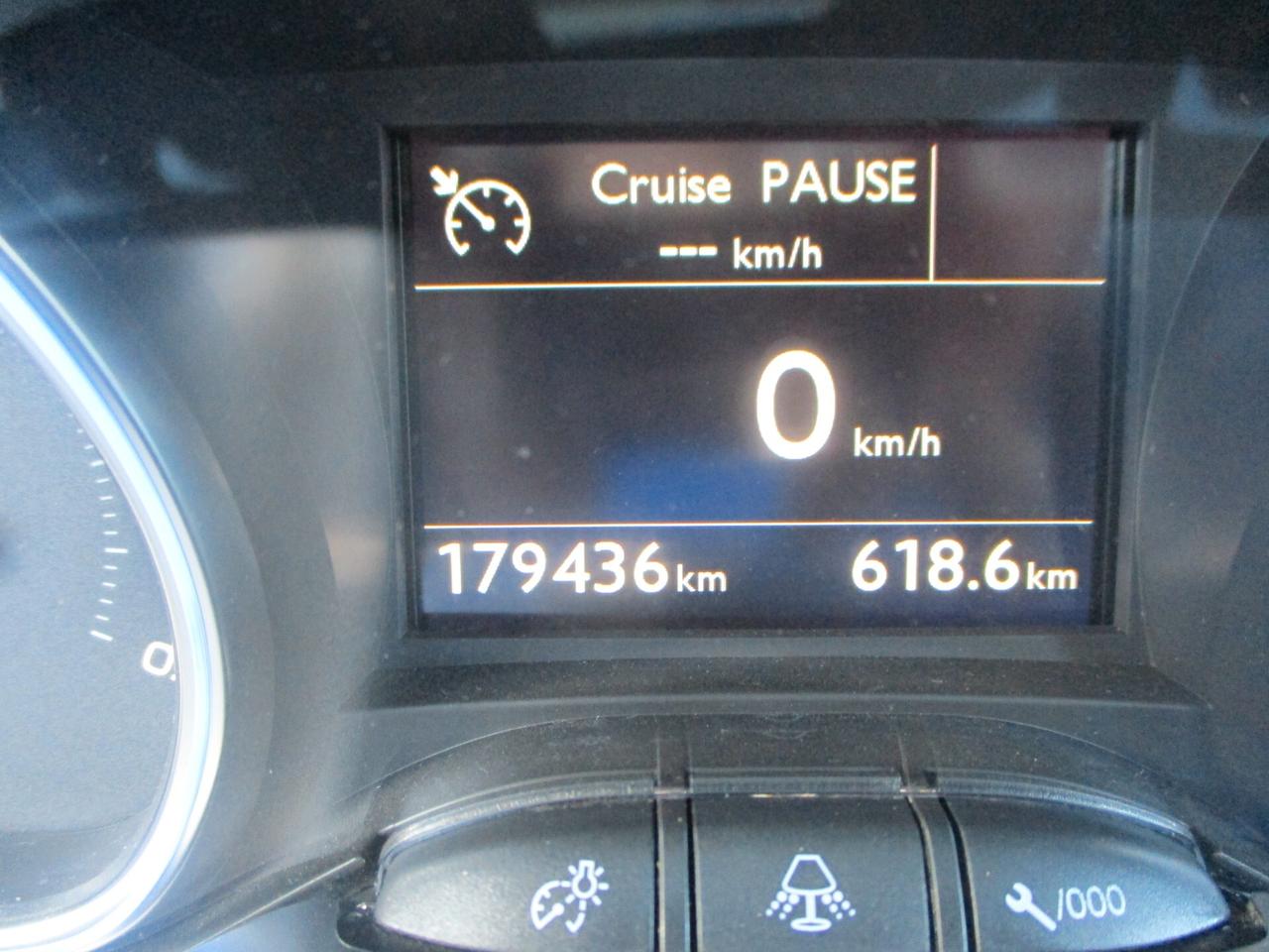 Peugeot 2008 1.6 e-HDi FULL OPTIONAL