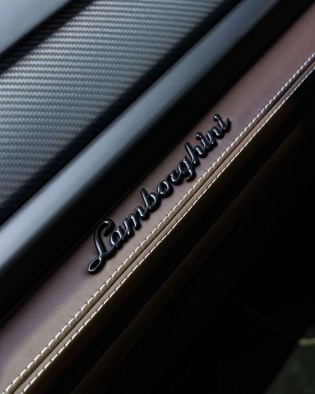 Lamborghini Urus 4.0 V8 SE Phev 800 CV