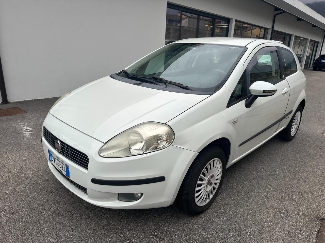 Fiat Grande Punto 3 Porte Grande Punto 3p 1.4 natural power Dynamic 77cv