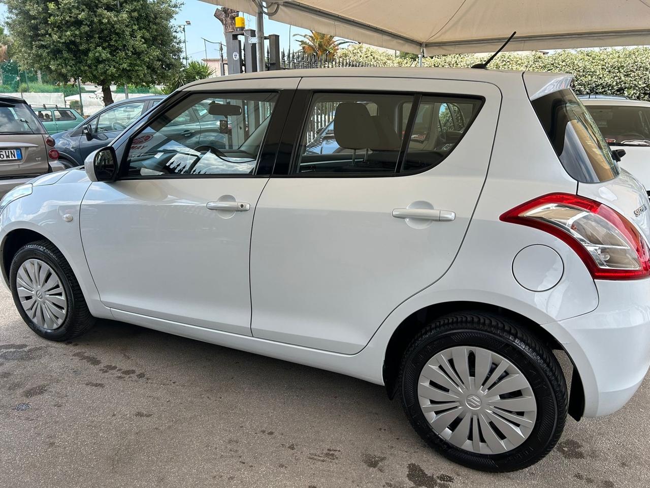 Suzuki Swift 1.2 Dualjet 4WD 5 porte B-Top Snow SeS