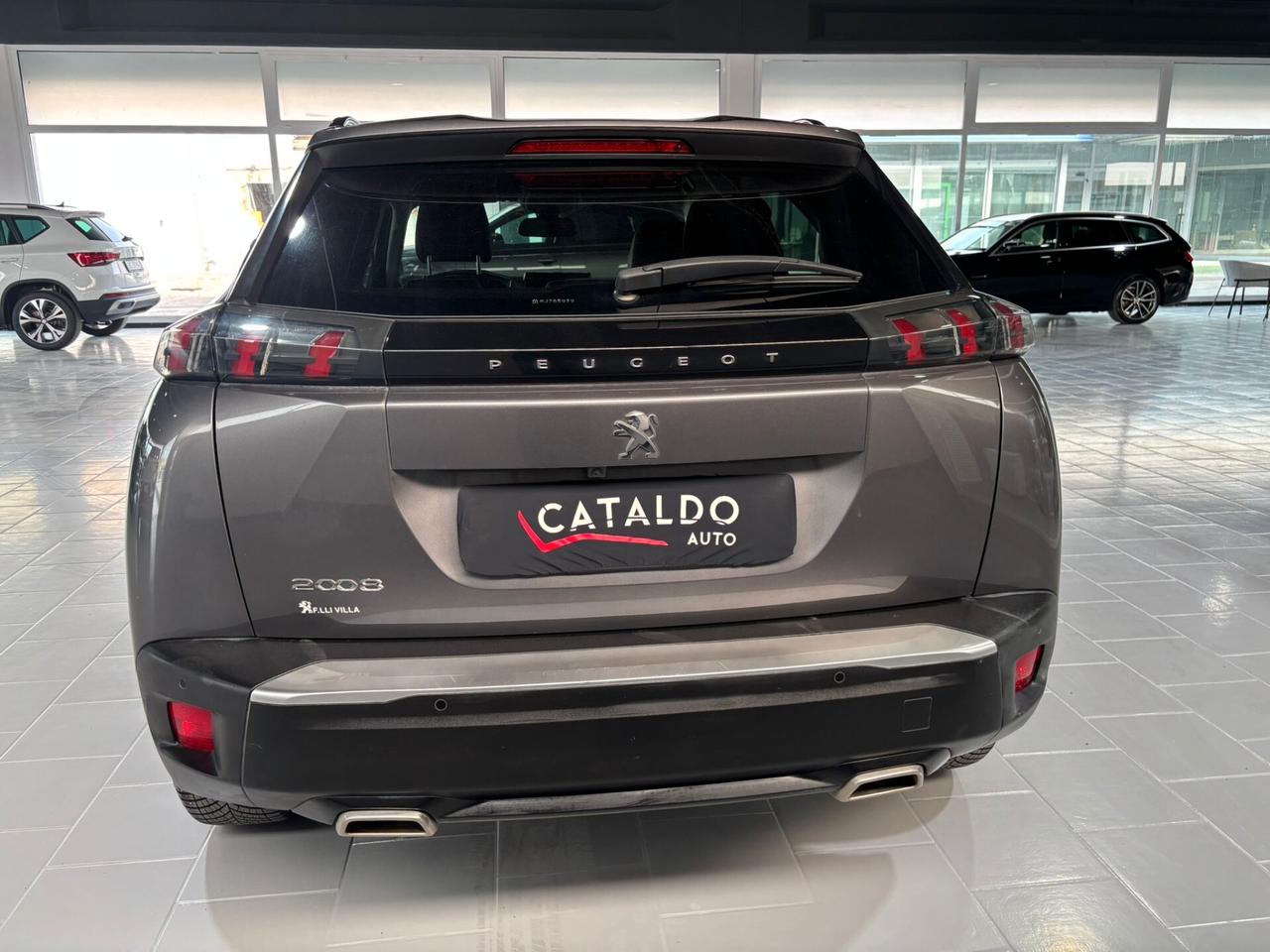 Peugeot 2008 PureTech 100 S&S Allure Pack