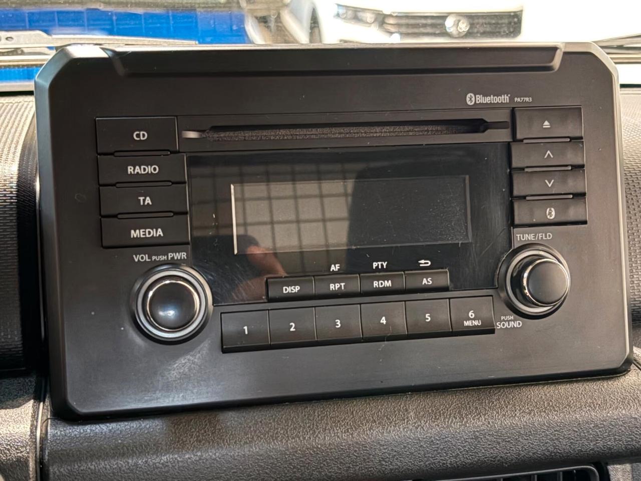 Suzuki Jimny 1.5 5MT PRO (N1)