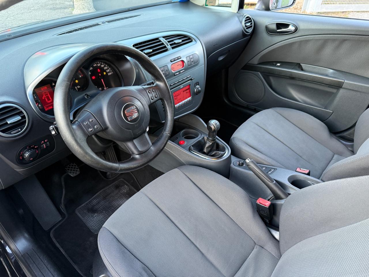 Seat Leon 1.9 TDI Stylance 105CV OK NEOPATENTATI