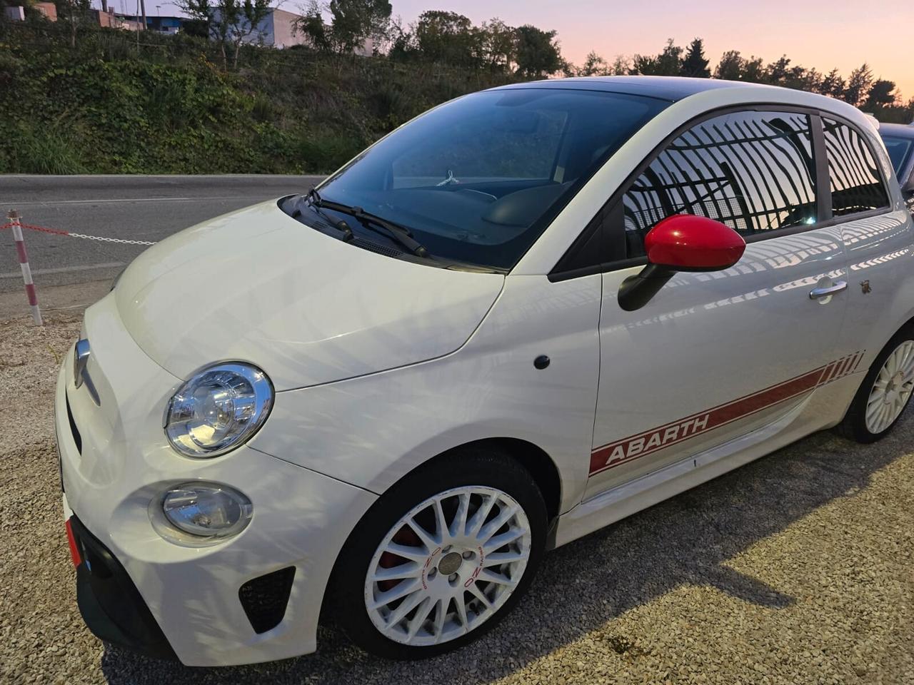 Abarth 595 1.4 Turbo T-Jet 145 CV