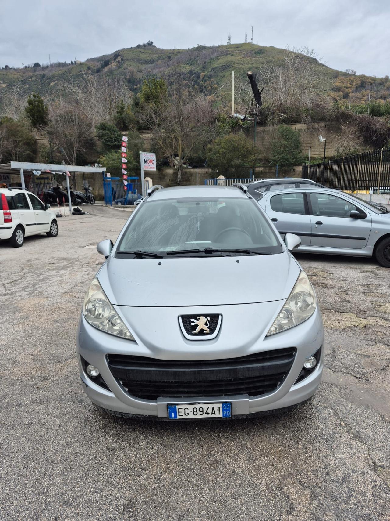 Peugeot 207 1.4 8V 75CV 3p. ONE Line