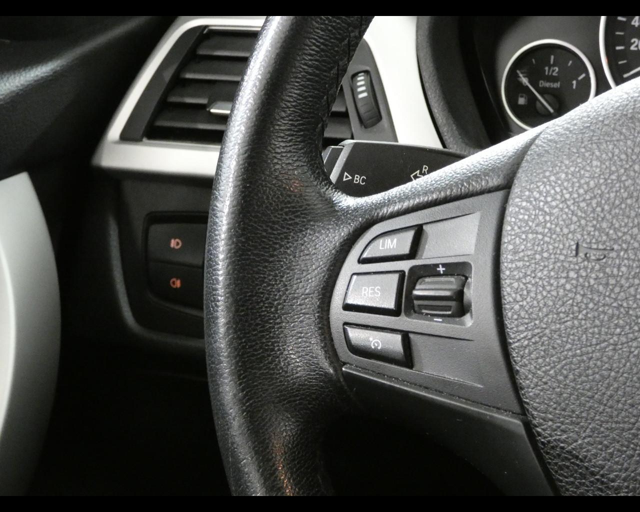 BMW Serie 3 (F30/31) - 316d Touring Business Advantage aut.