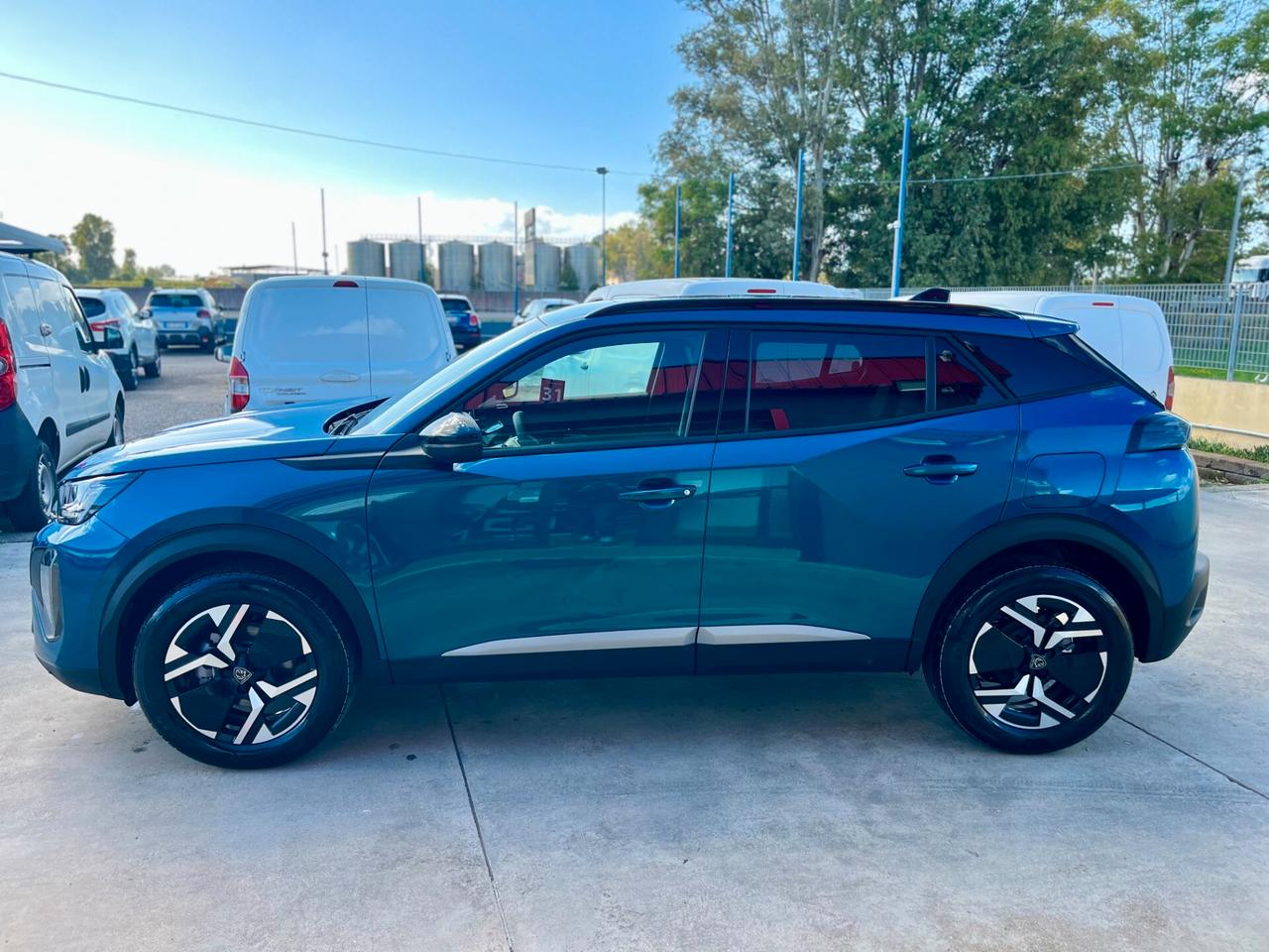 PEUGEOT 2008 1.2 PureTech 130CV EAT8 ALLURE – KM 0 – AUTOMATICA