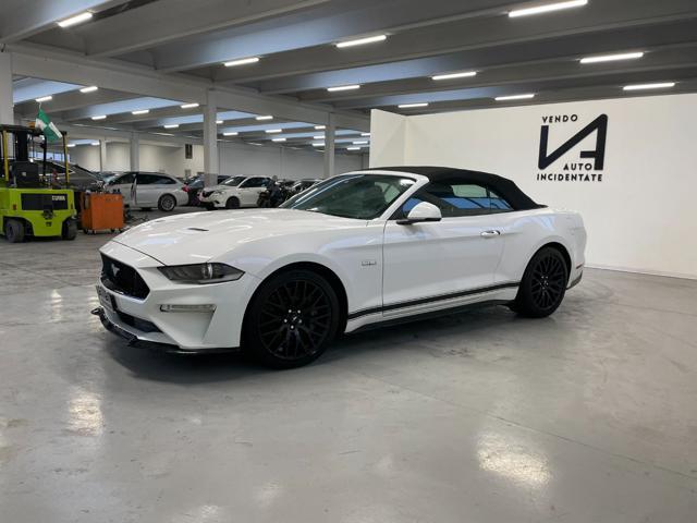 FORD Mustang CONVERTIBLE 5.0 V8 TIVCT AUT. GT