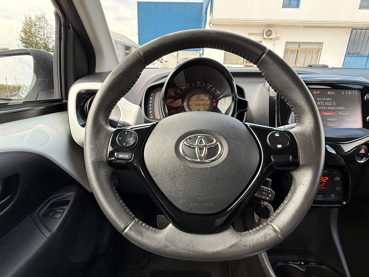 Toyota Aygo 1.0 Benzina 69 CV 5 porte x-play