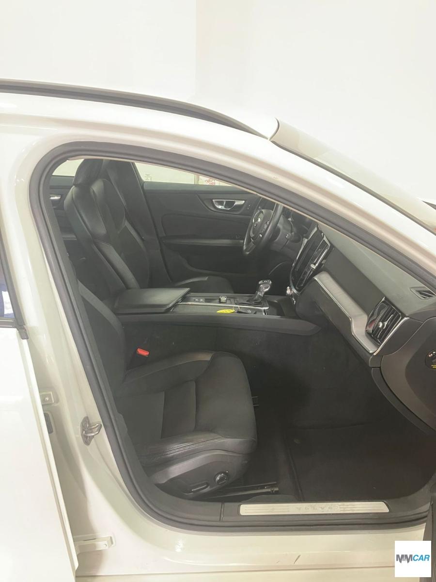 VOLVO - V60 - D3 Geartronic Business Plus