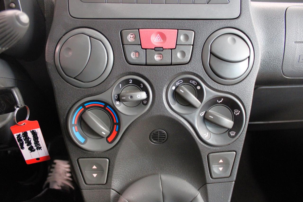 FIAT Panda 1.2 benz. Life Style - 2008