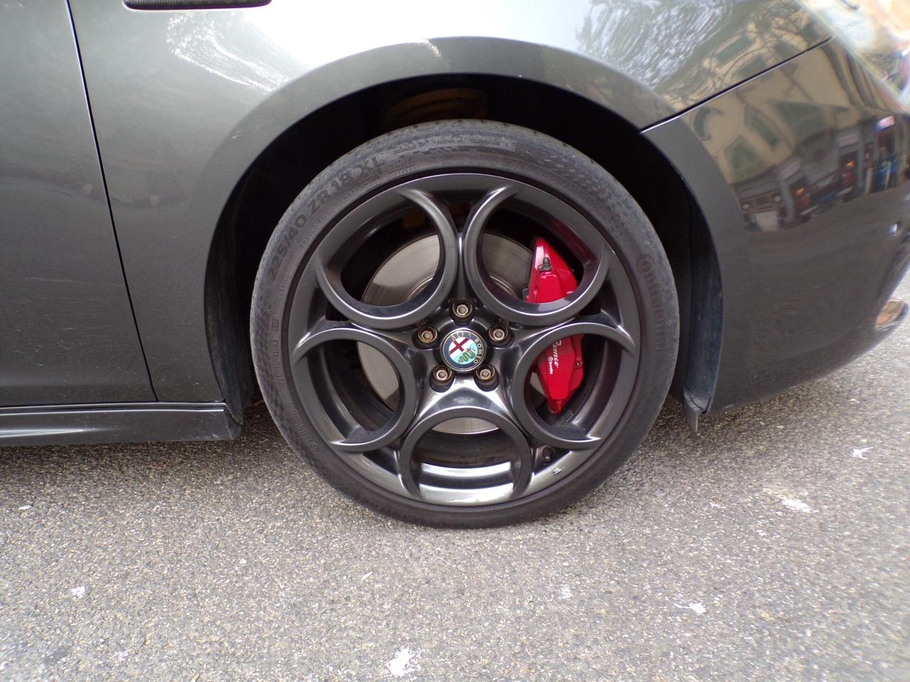 ALFA ROMEO GIULIETTA SECONDA SERIE QUADRIFOGLIO VERDE 241CV DEL 2015