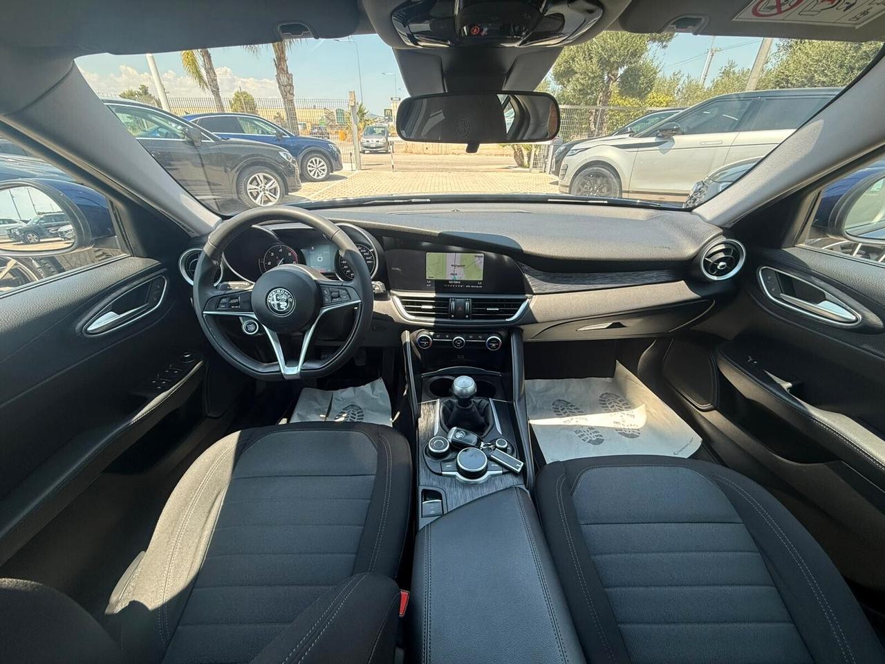 Alfa Giulia 2.2 160 CV AT8 Super Manuale Blu Monte Carlo