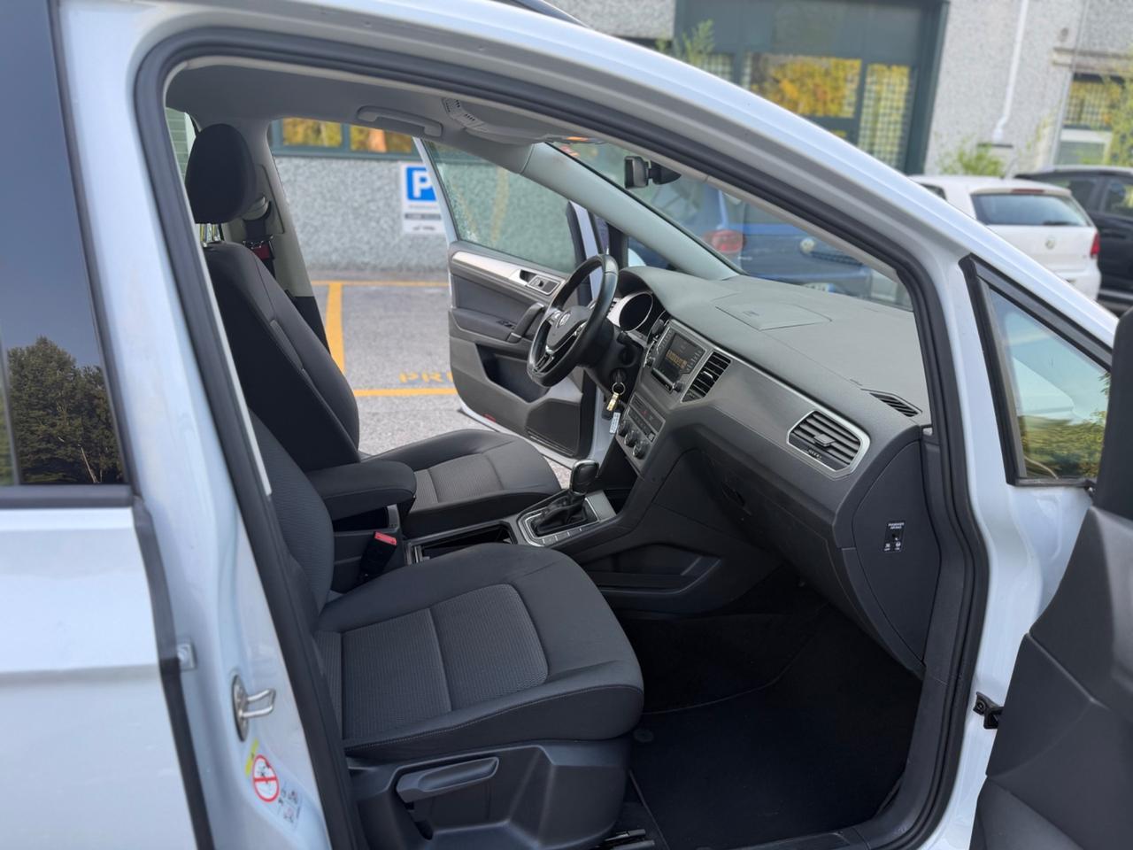 Volkswagen Golf Sportsvan 1.6 TDI 115CV*Automatik*Gancio traino*Neopatentati*