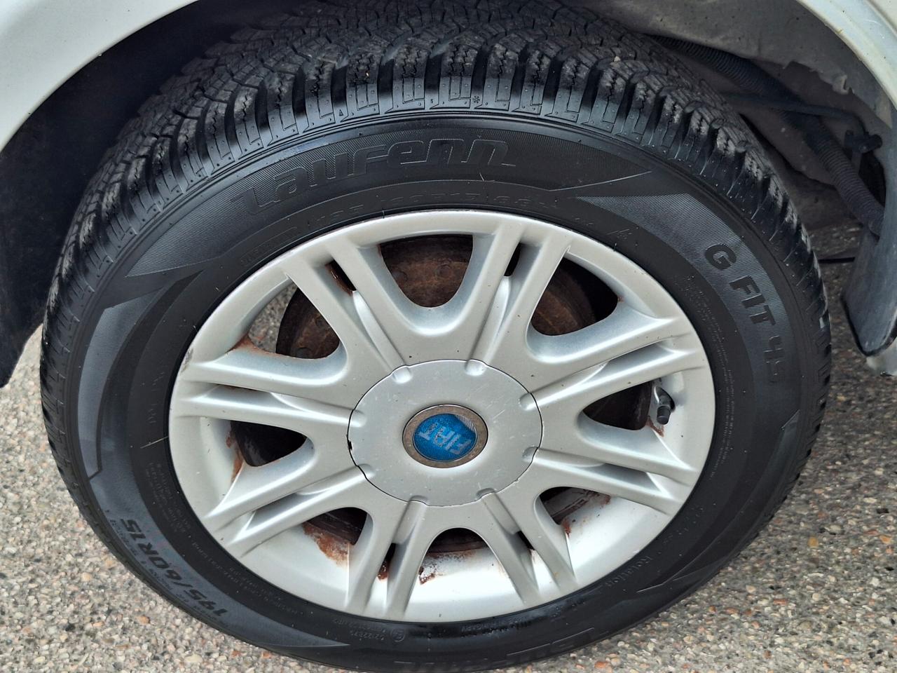 1. FIAT MULTIPLA 1.6 METANO EMOTION 6 POSTI – 350 KM CON 25€