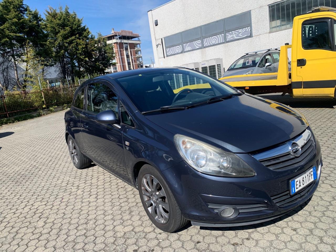 Opel Corsa 1.2 80CV 3 porte GPL-TECH Edition