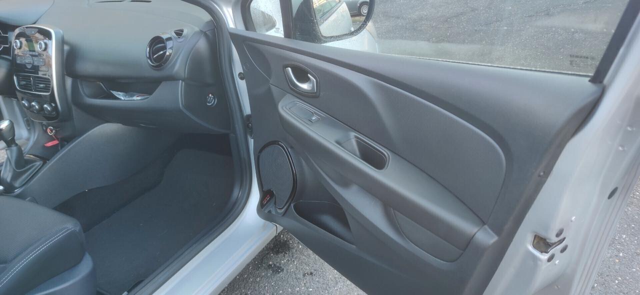 !!Renault Clio 75 CV 5 p *80.000 km*!!
