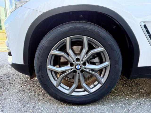 BMW X3 xDrive20d xLine AUT - NAVI - LED - PDC - BT - 19
