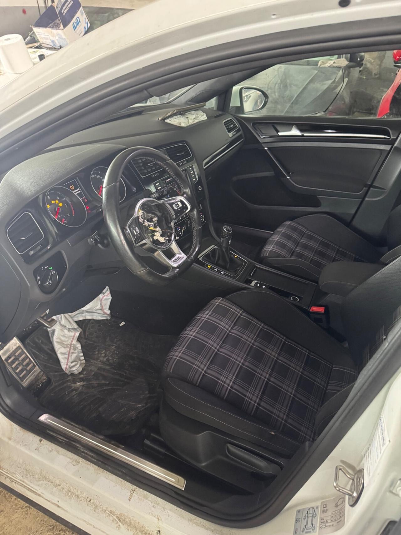 Volkswagen Golf 2.0 GTD 5p. Sport BlueMotion Technology