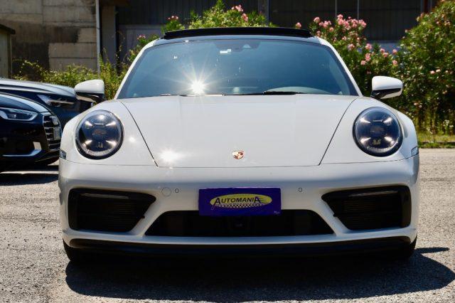 PORSCHE 911 992 Carrera 4 GTS