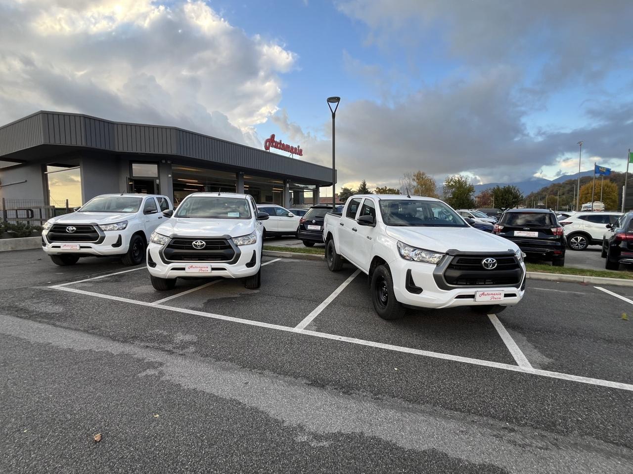 TOYOTA HILUX 2.4 D-4D DOPPIA CAB. 4WD 150 CV 6M "