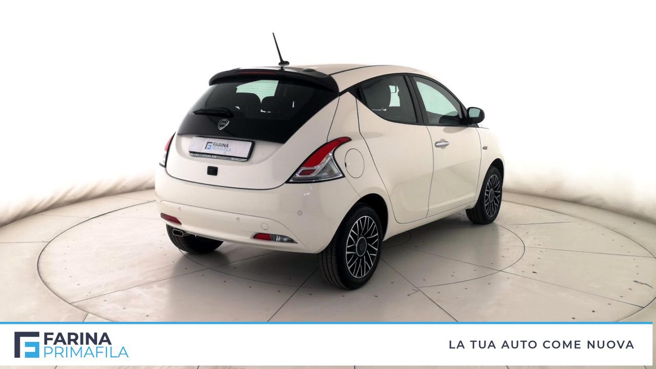 LANCIA Ypsilon III 2021 - Ypsilon 1.0 firefly hybrid Platino s&s 70cv